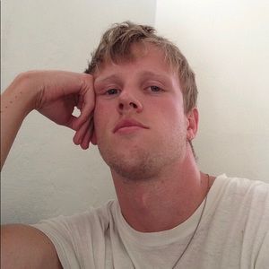 Meet your Posher, Zachary